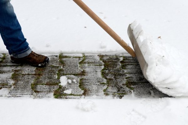 WIDE_1280_560_X2-blog_schneeraeumen_schnee_web
